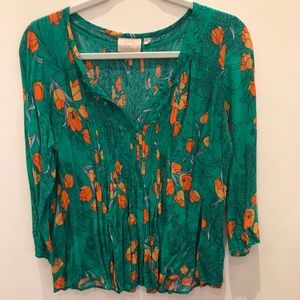 Green 3-4th Sleeves Silk Top with Flowers